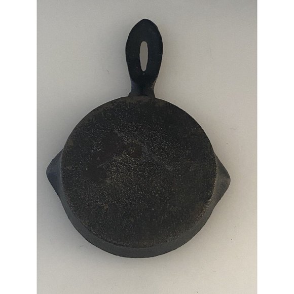 Vintage Mid Century Miniature Cast Iron Skillet Bird LHC‎ Japan Raised Relief - Picture 15 of 16